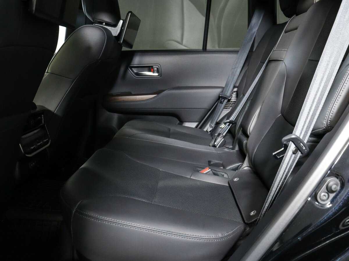 Купить Toyota Land Cruiser с пробегом. Фото: #6