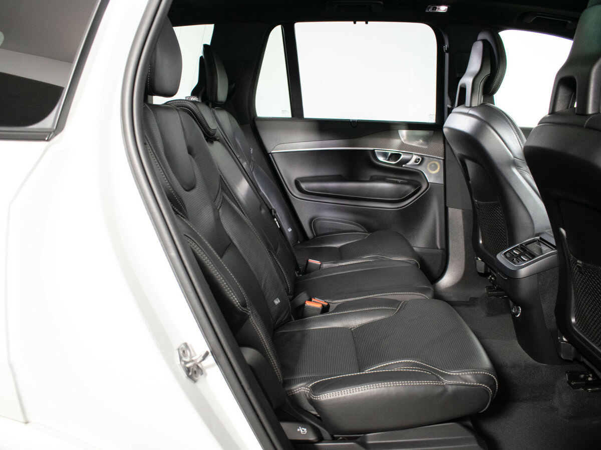 Купить Volvo XC90 с пробегом. Фото: #12