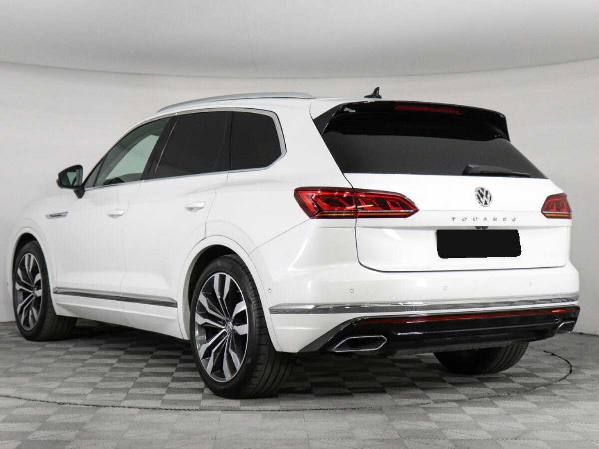 Купить Volkswagen Touareg с пробегом. Фото: #6