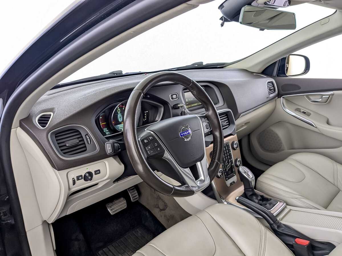 Купить Volvo V40 с пробегом. Фото: #15