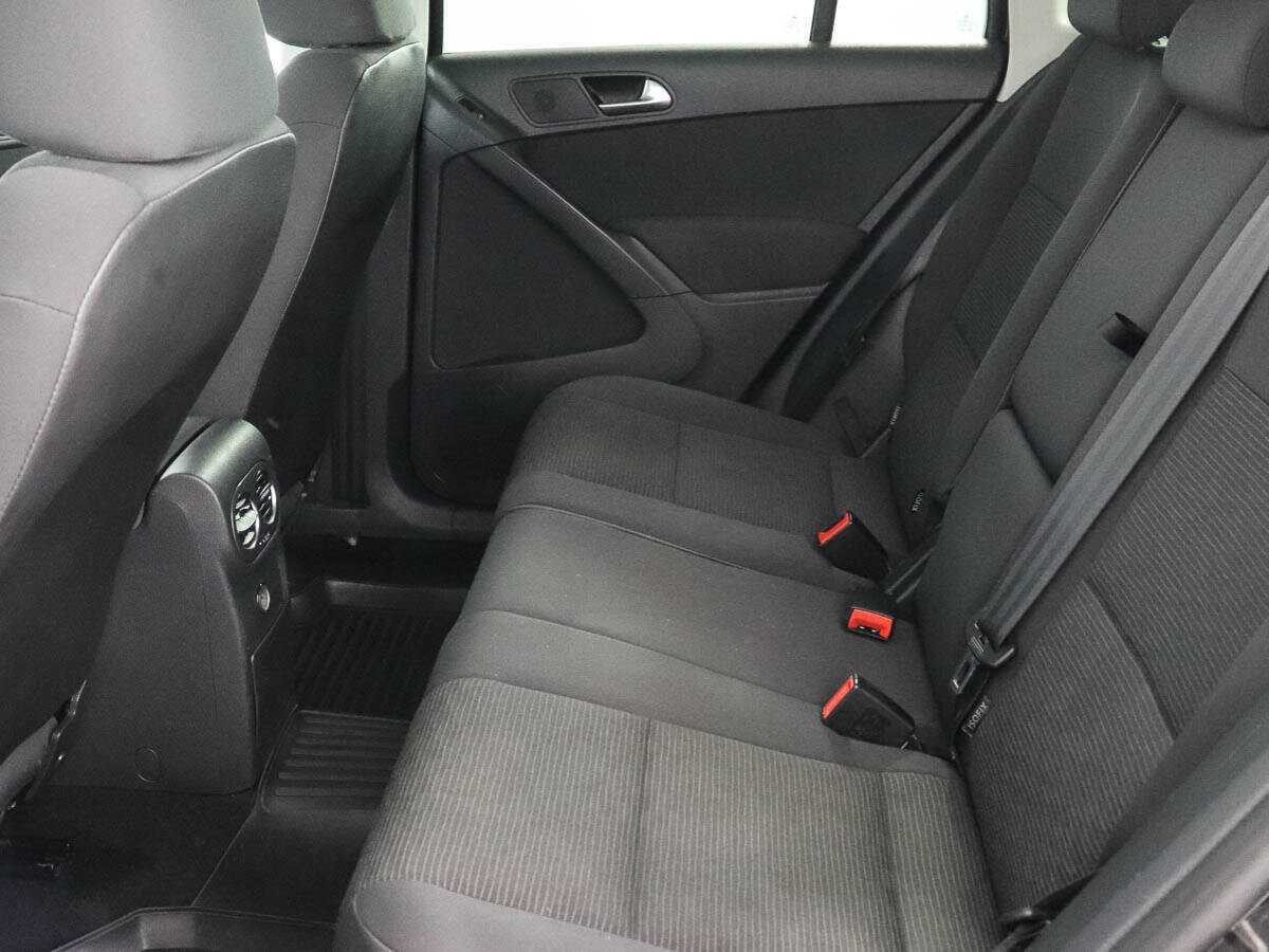 Купить Volkswagen Tiguan с пробегом. Фото: #7