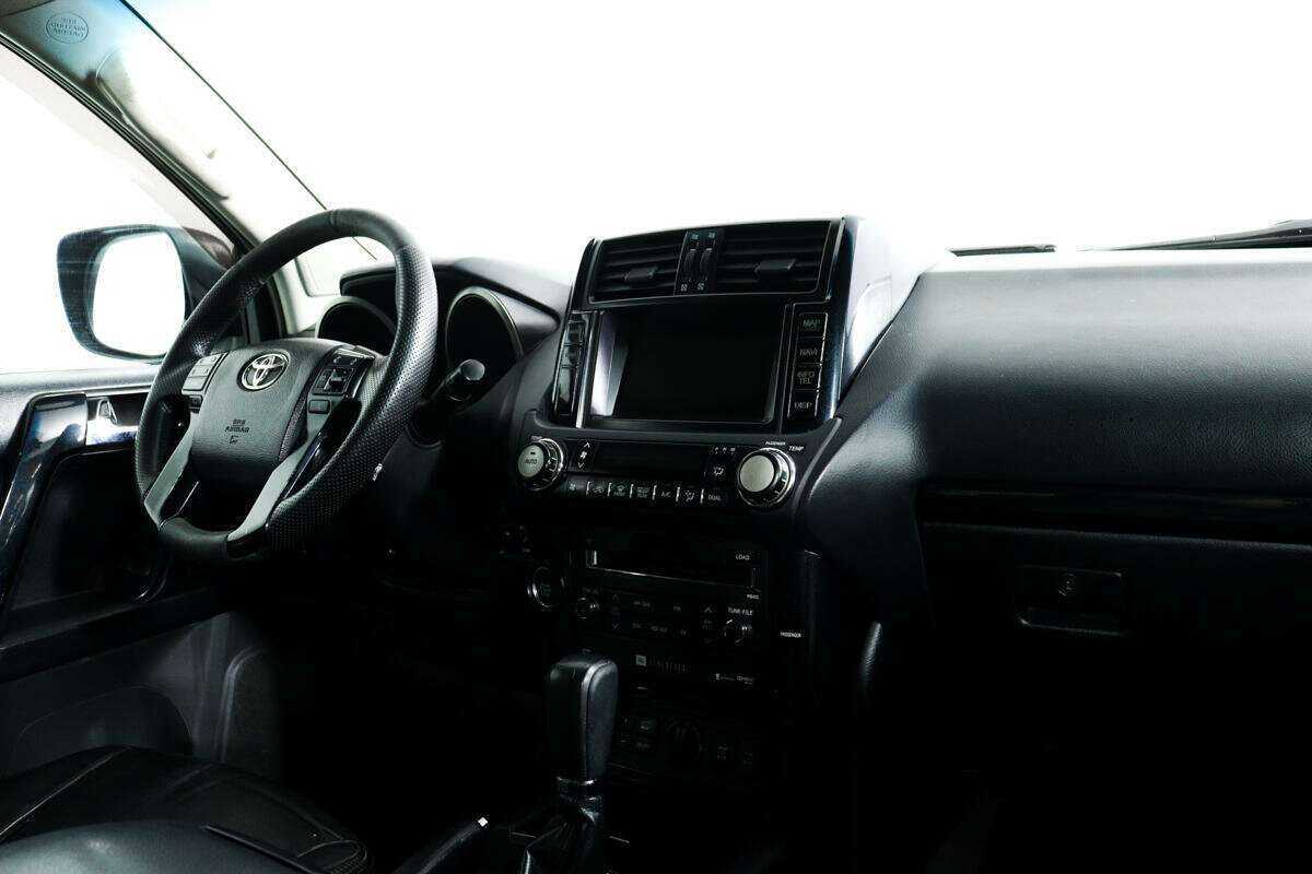 Купить Toyota Land Cruiser Prado с пробегом. Фото: #6