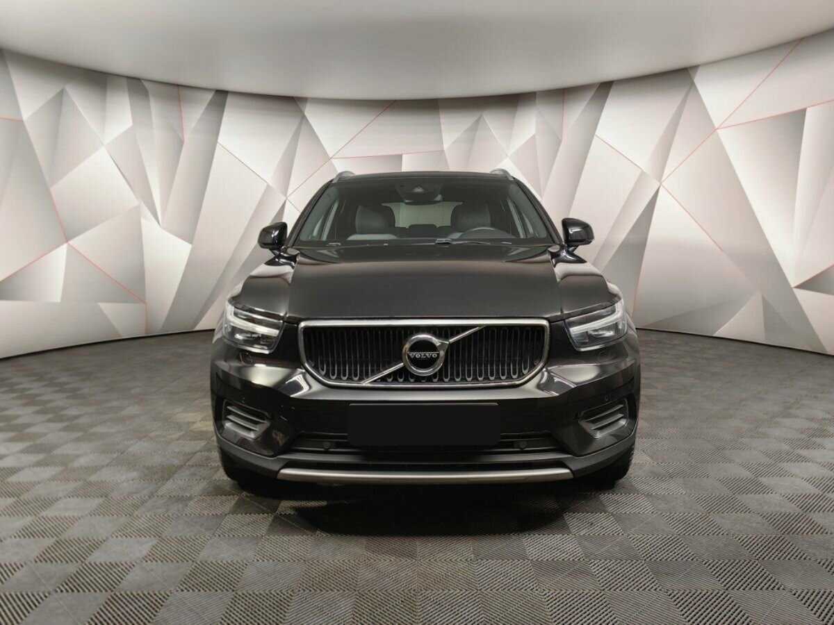 Купить Volvo XC40 с пробегом. Фото: #6