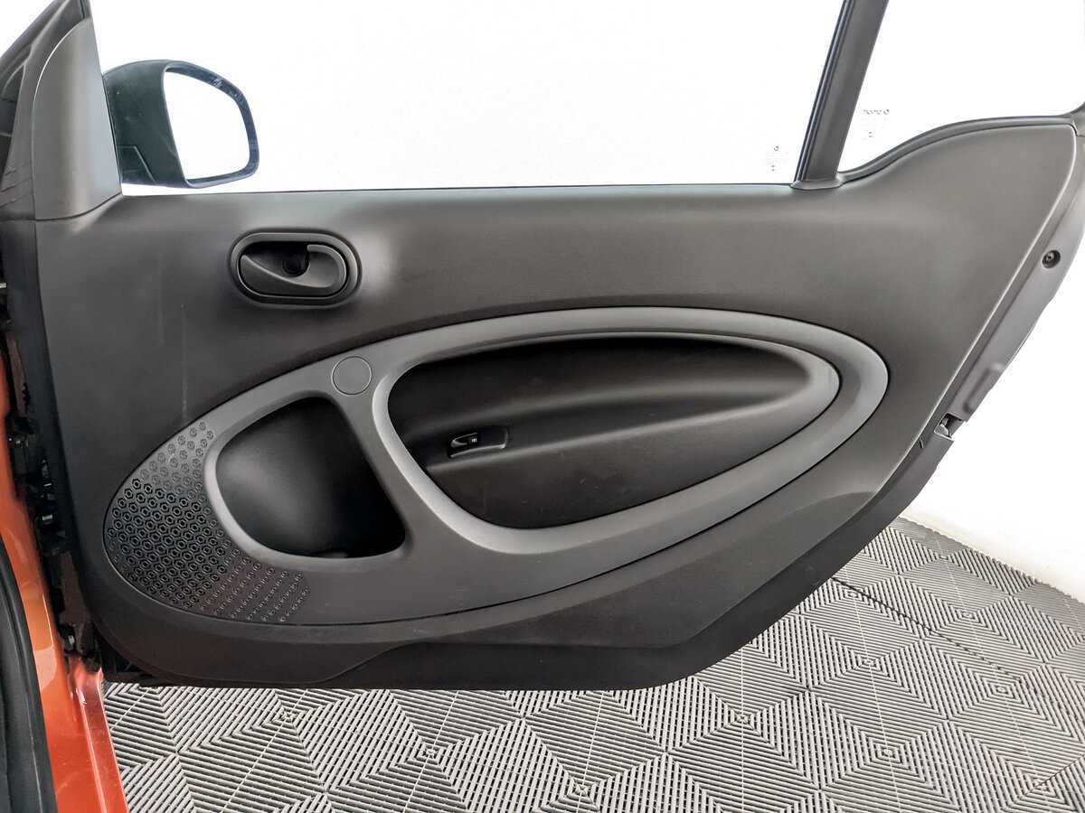 Купить Smart Fortwo с пробегом. Фото: #22