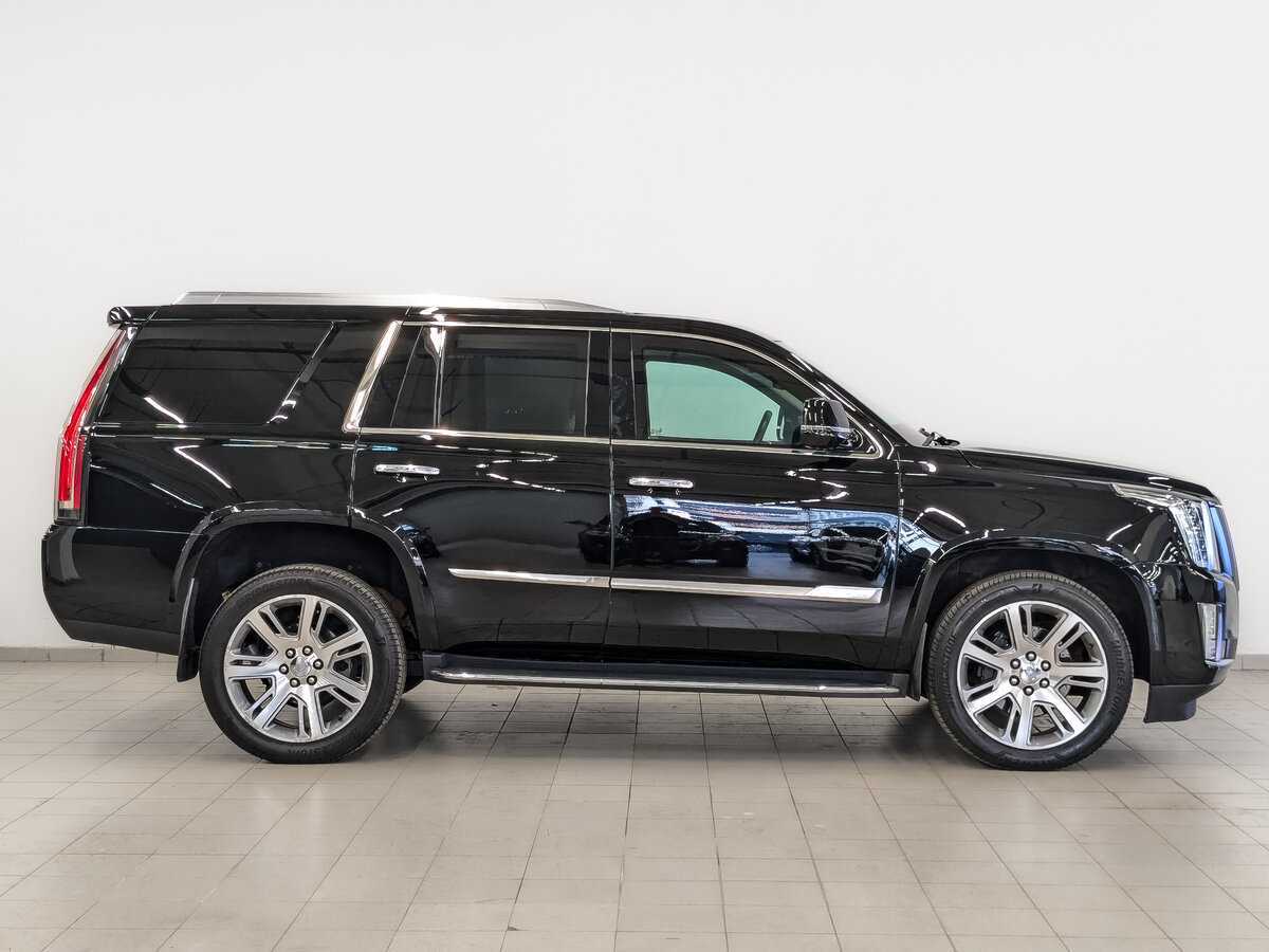 Купить Cadillac Escalade с пробегом. Фото: #3