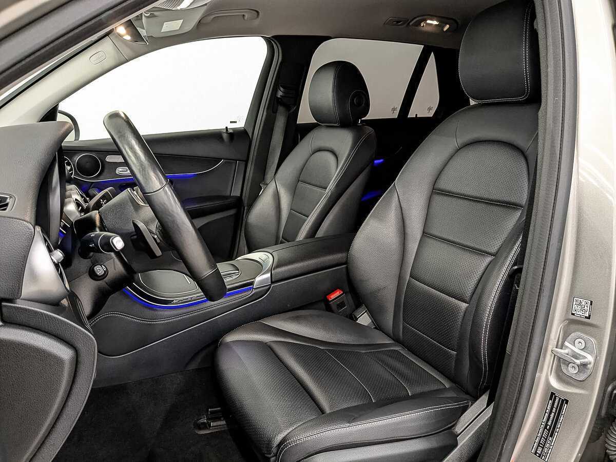 Купить Mercedes-Benz GLC с пробегом. Фото: #19
