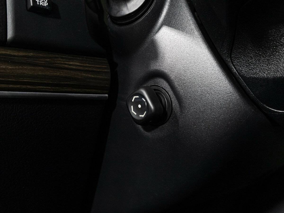 Купить Toyota Land Cruiser Prado с пробегом. Фото: #16