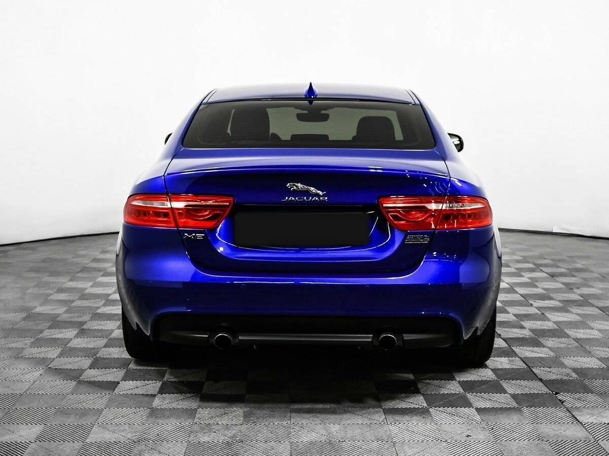 Купить Jaguar XE с пробегом. Фото: #5