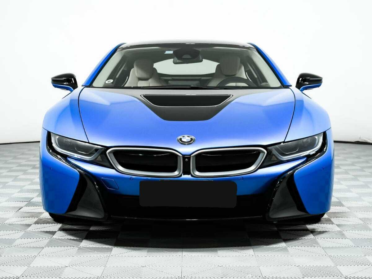 Купить BMW i8 с пробегом. Фото: #1