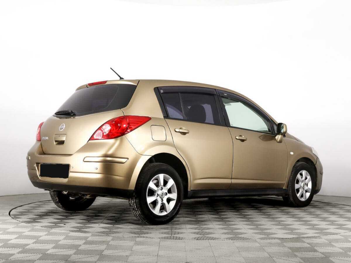 Купить Nissan Tiida с пробегом. Фото: #3