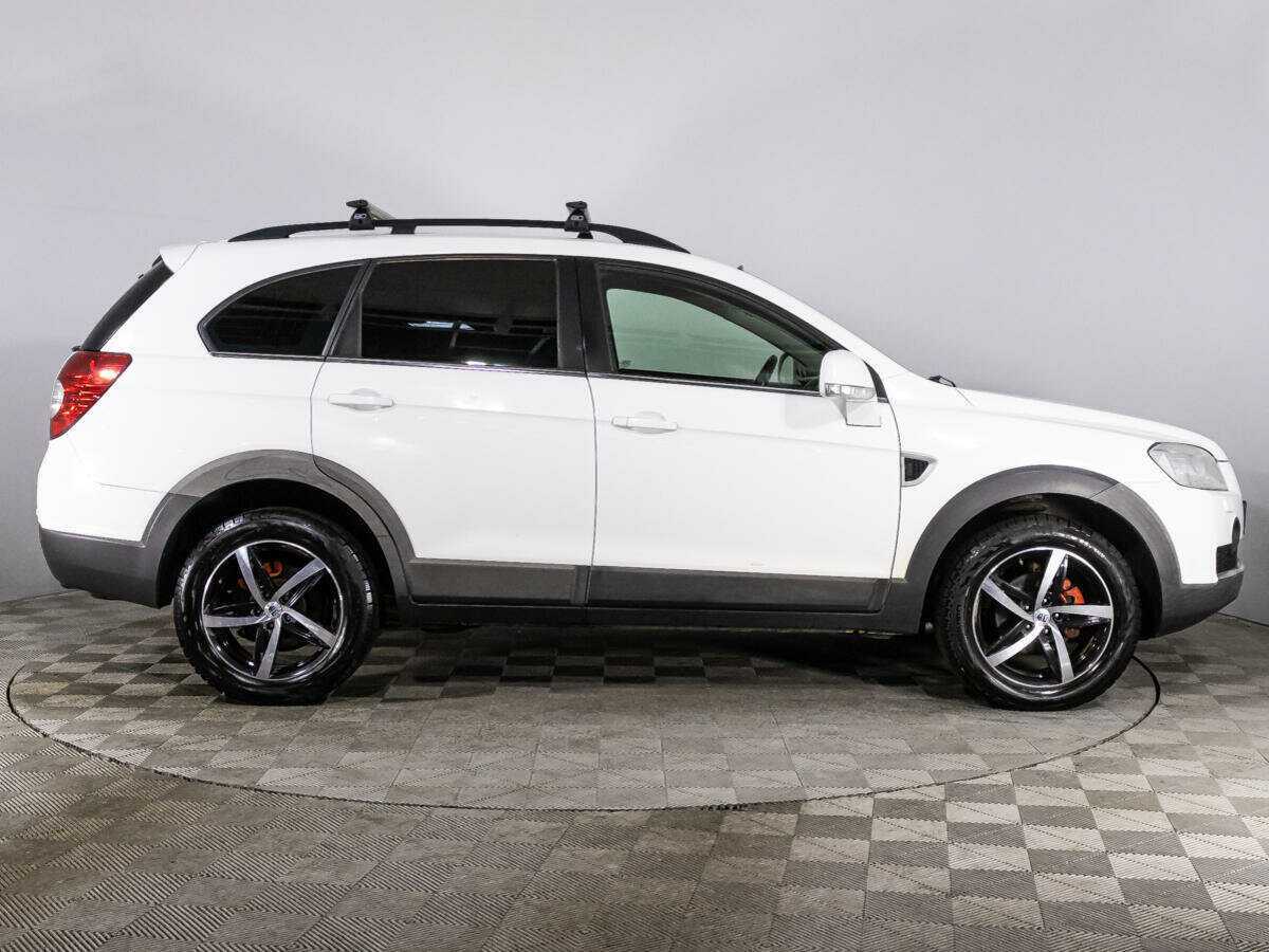 Купить Chevrolet Captiva с пробегом. Фото: #3