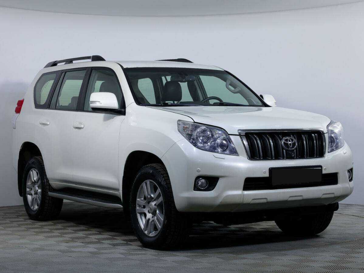 Купить Toyota Land Cruiser Prado с пробегом. Фото: #1
