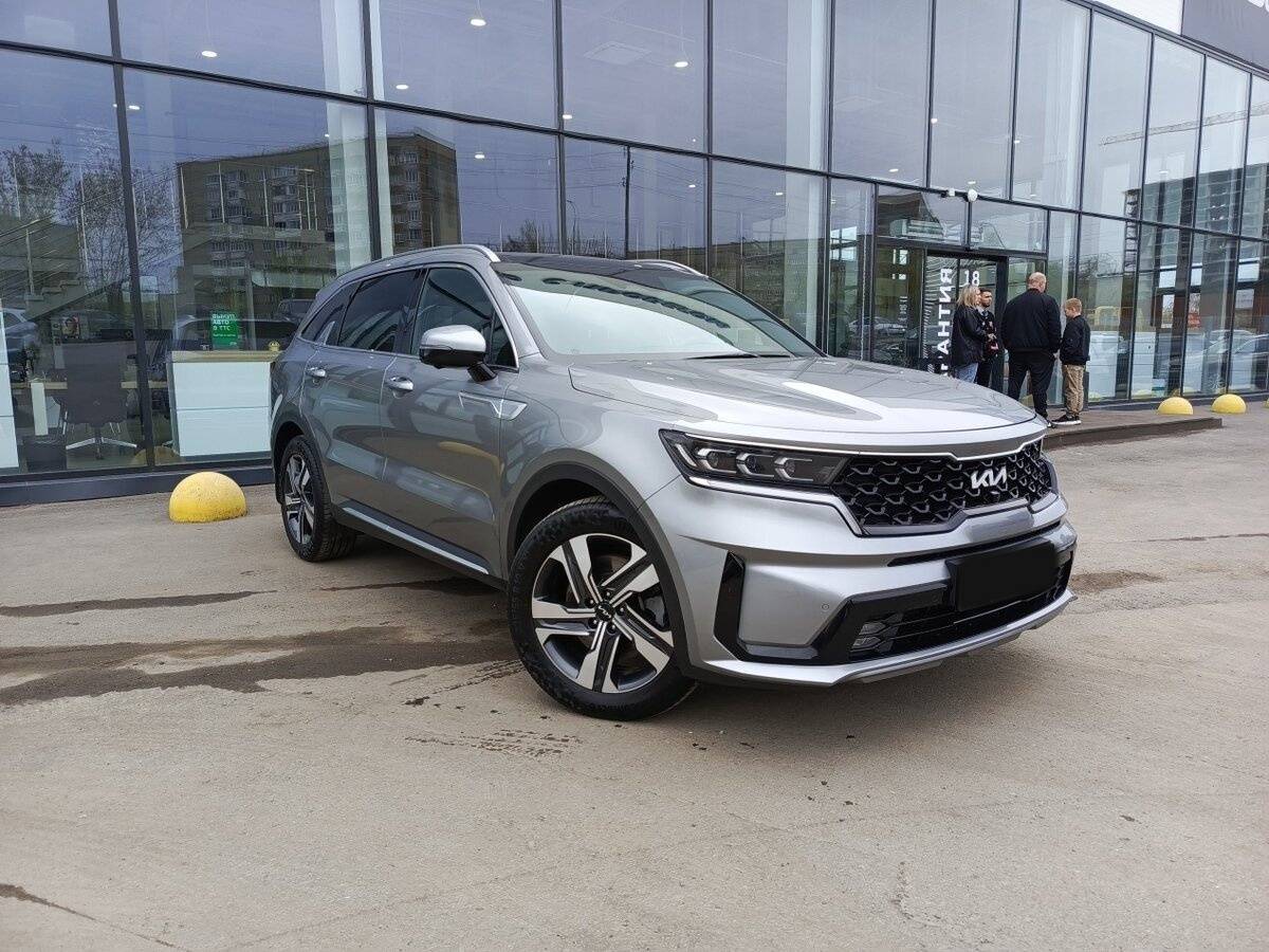 Купить Kia Sorento с пробегом. Фото: #2