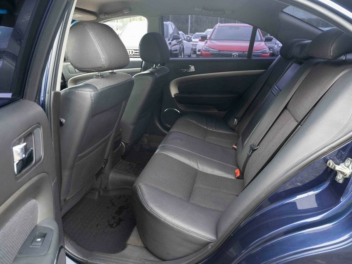 Купить Chevrolet Epica с пробегом. Фото: #8