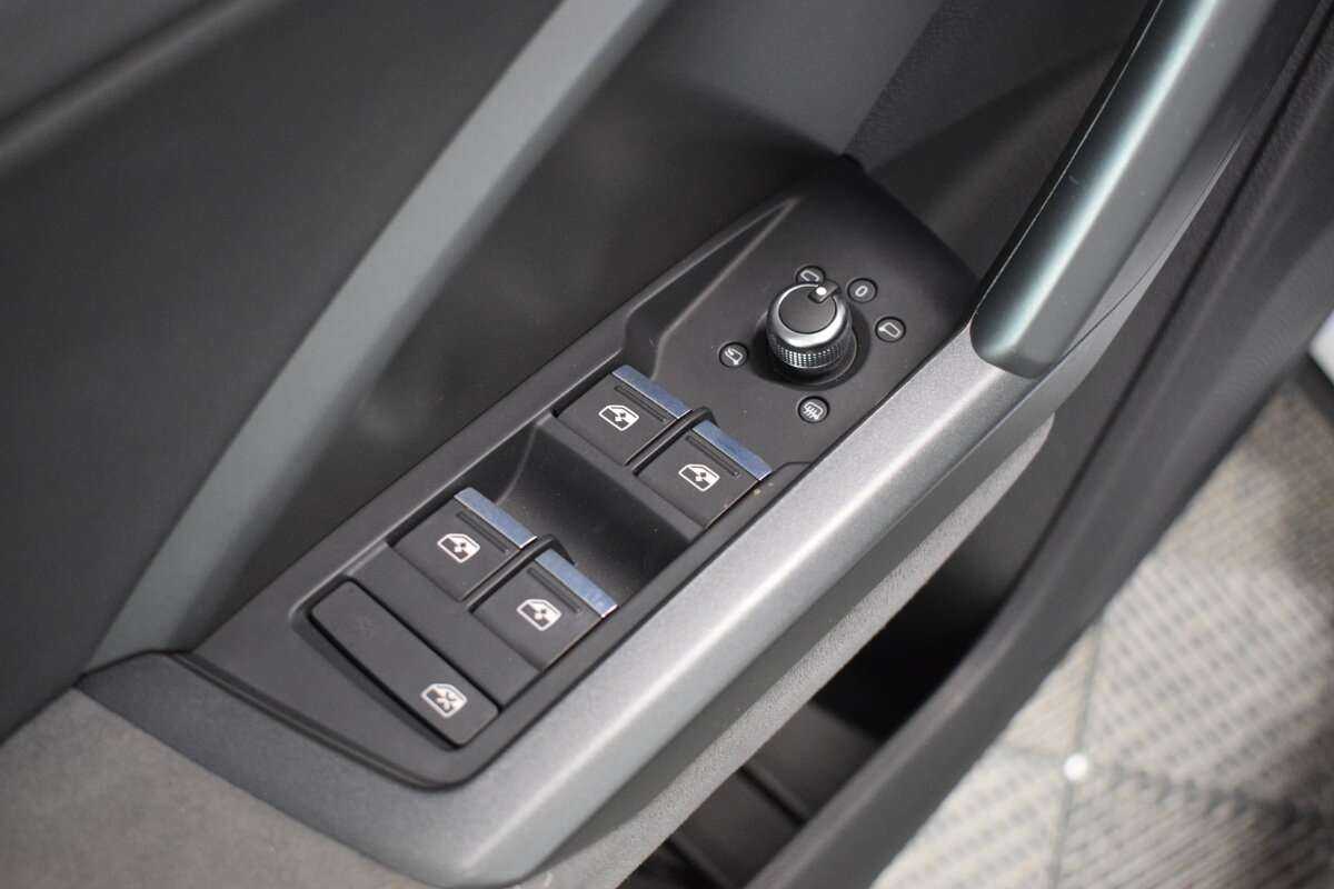 Купить Audi Q3 Sportback с пробегом. Фото: #8