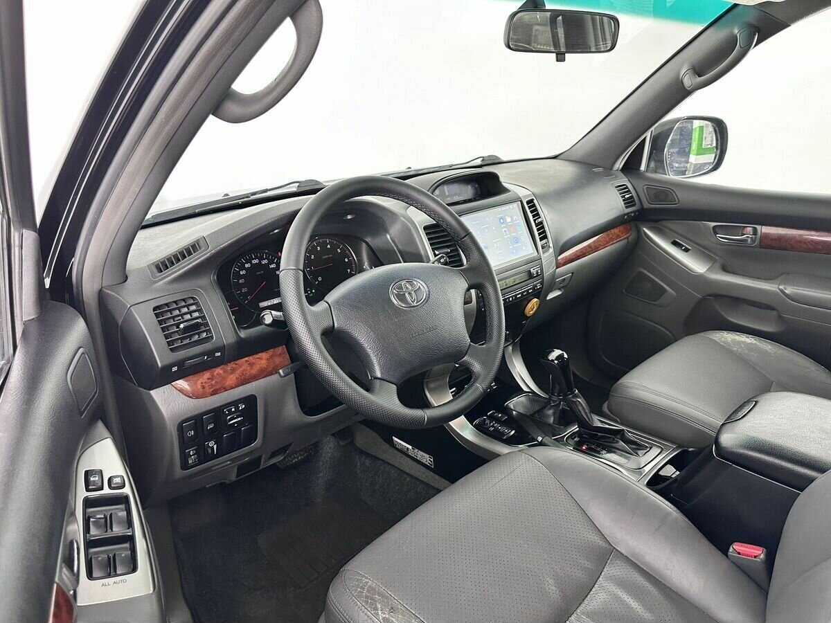 Купить Toyota Land Cruiser Prado с пробегом. Фото: #5