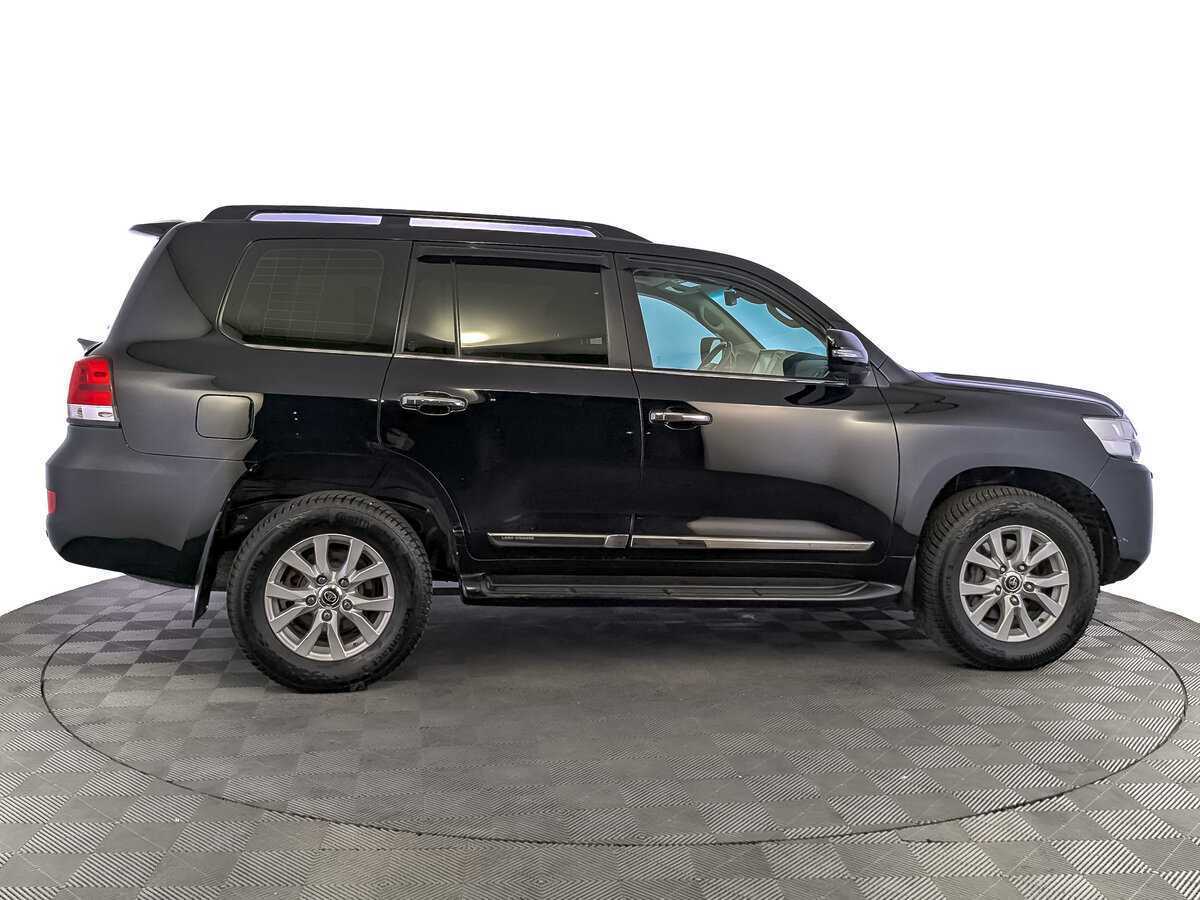 Купить Toyota Land Cruiser с пробегом. Фото: #3