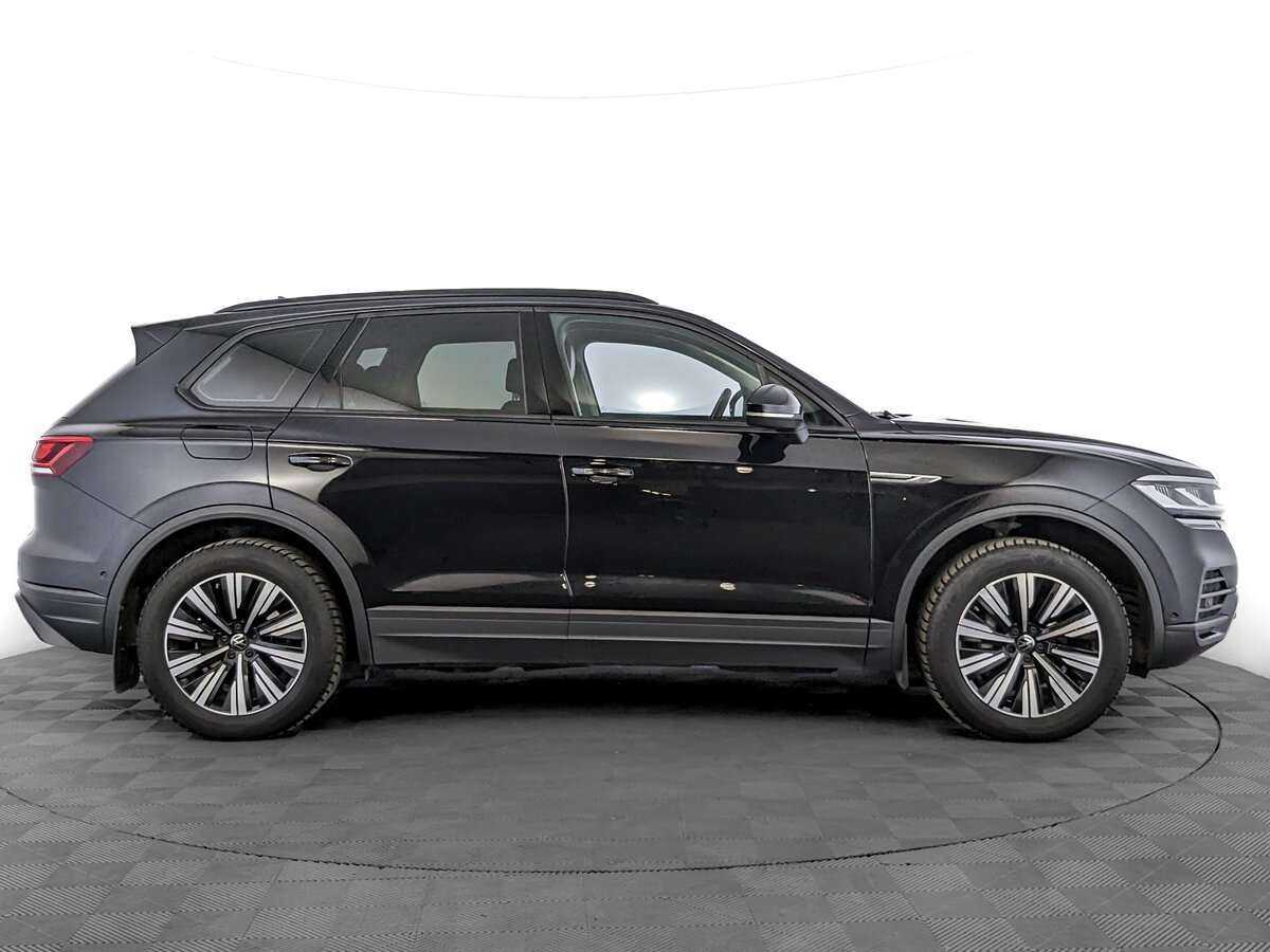 Купить Volkswagen Touareg с пробегом. Фото: #3
