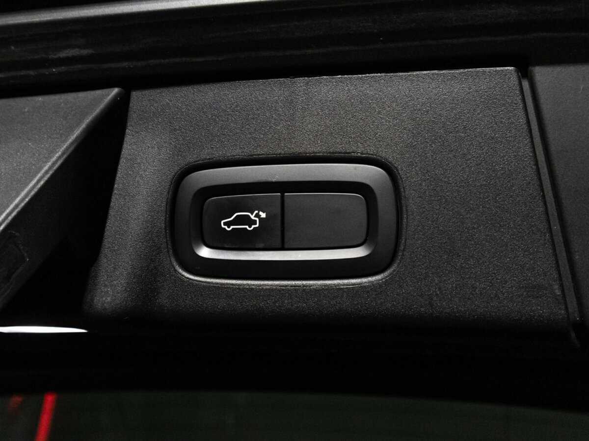 Купить Volvo V90 Cross Country с пробегом. Фото: #15