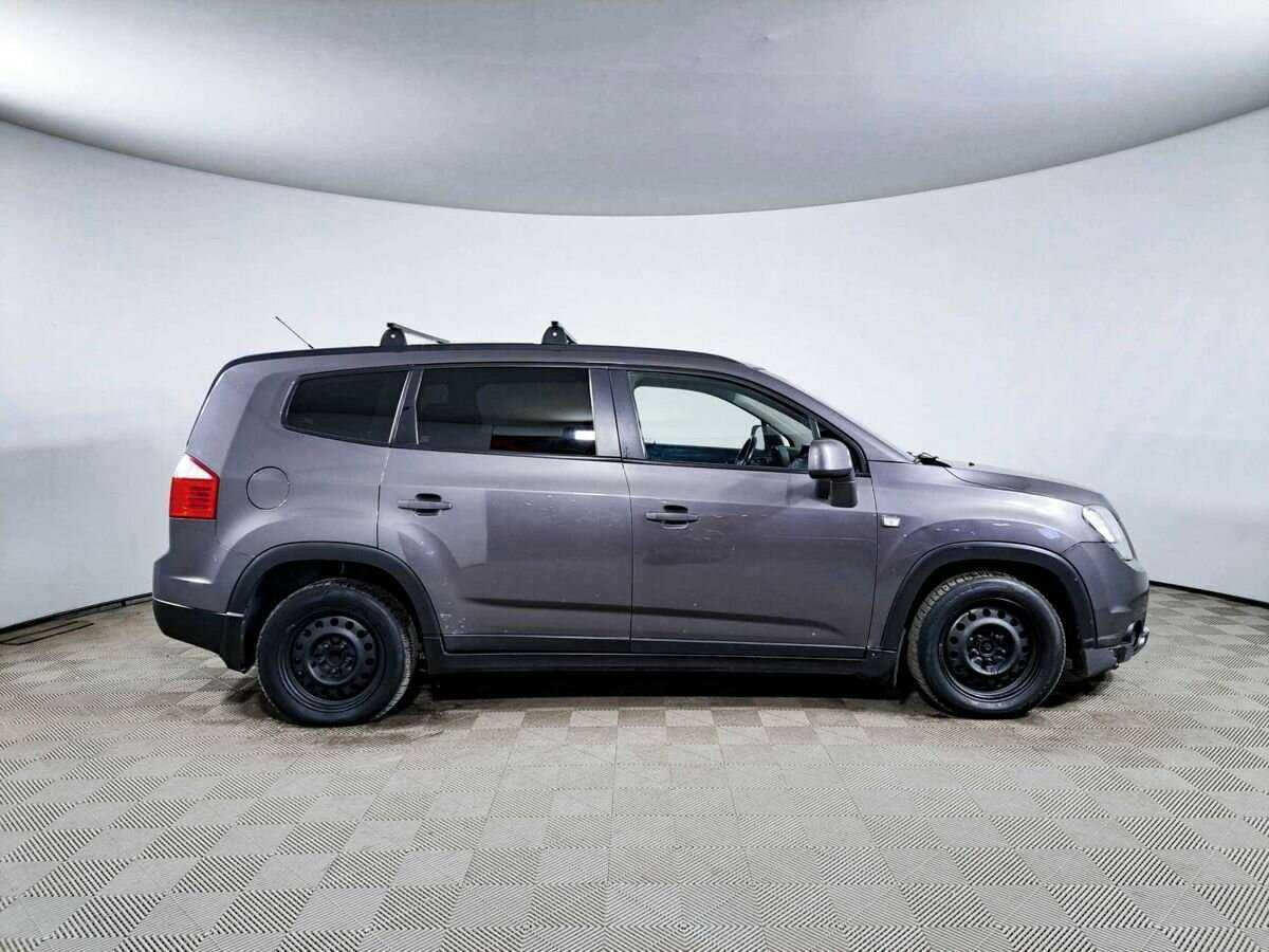 Купить Chevrolet Orlando с пробегом. Фото: #3