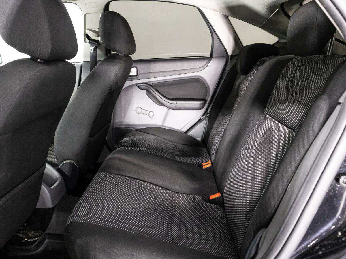 Купить Ford Focus с пробегом. Фото: #9