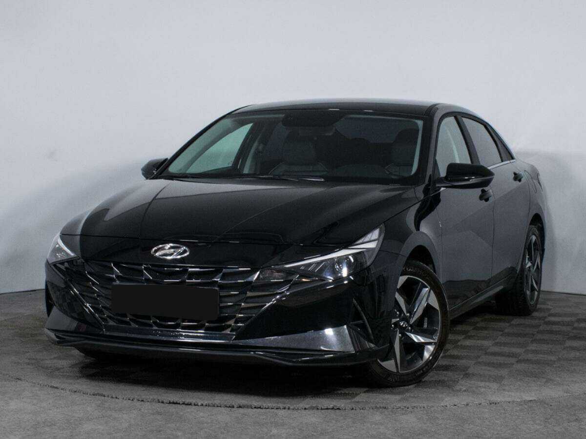 Купить Hyundai Elantra с пробегом. Посмотреть фото