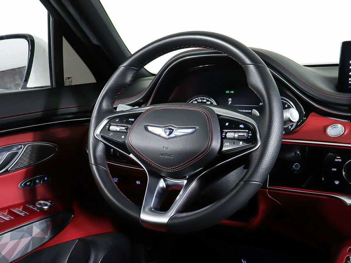 Купить Genesis GV70 с пробегом. Фото: #9