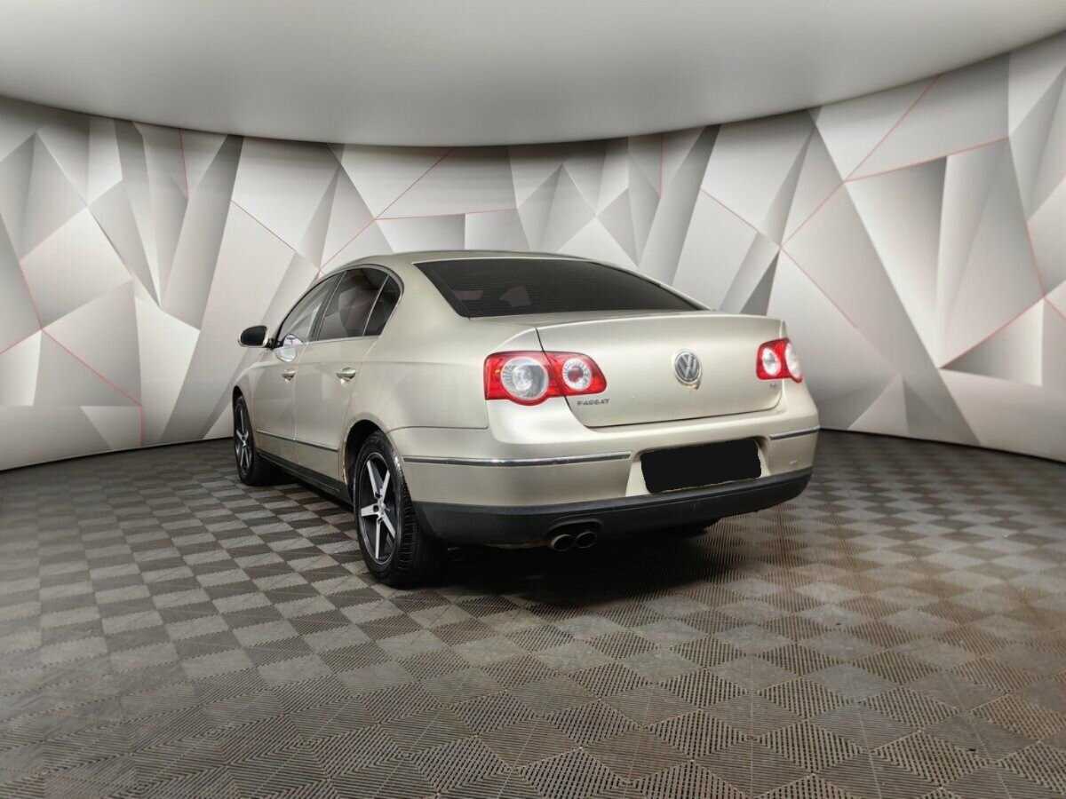 Купить Volkswagen Passat с пробегом. Фото: #3