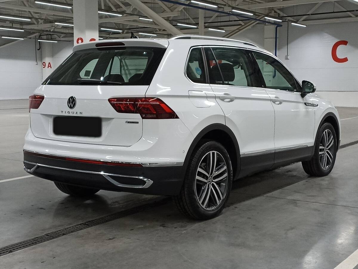 Купить Volkswagen Tiguan с пробегом. Фото: #4