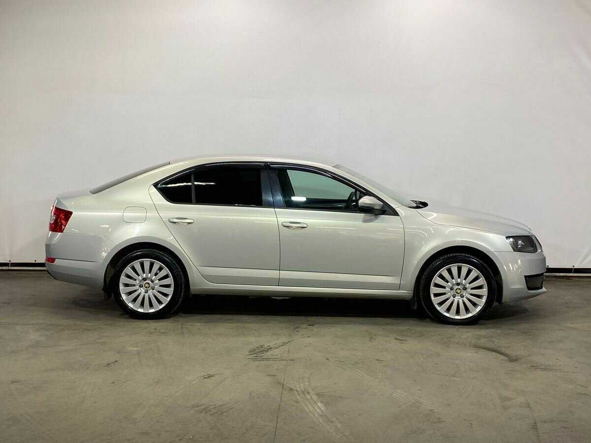 Купить Skoda Octavia с пробегом. Фото: #3
