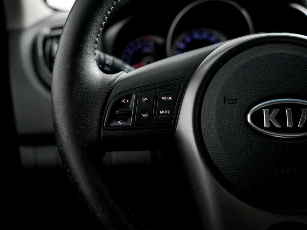 Купить Kia Cerato с пробегом. Фото: #14