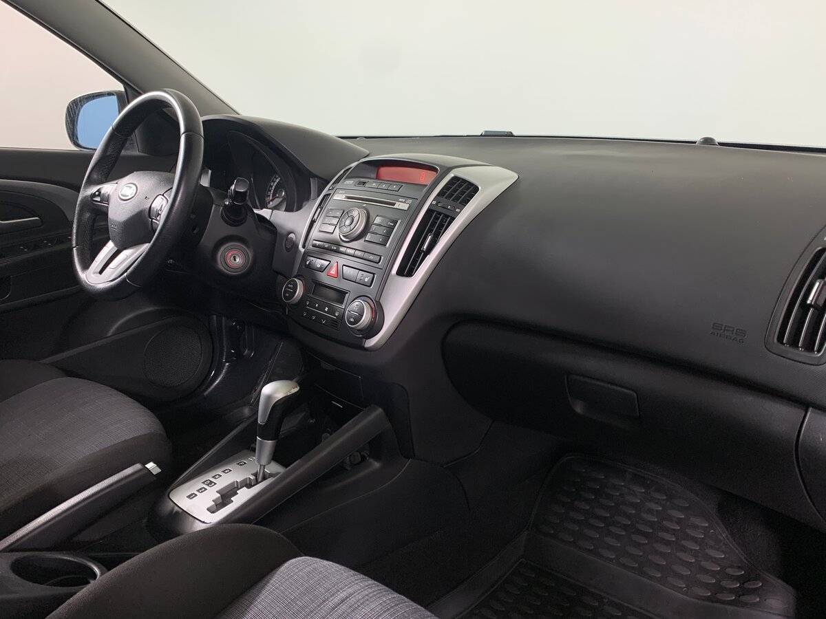 Купить Kia Ceed с пробегом. Фото: #13