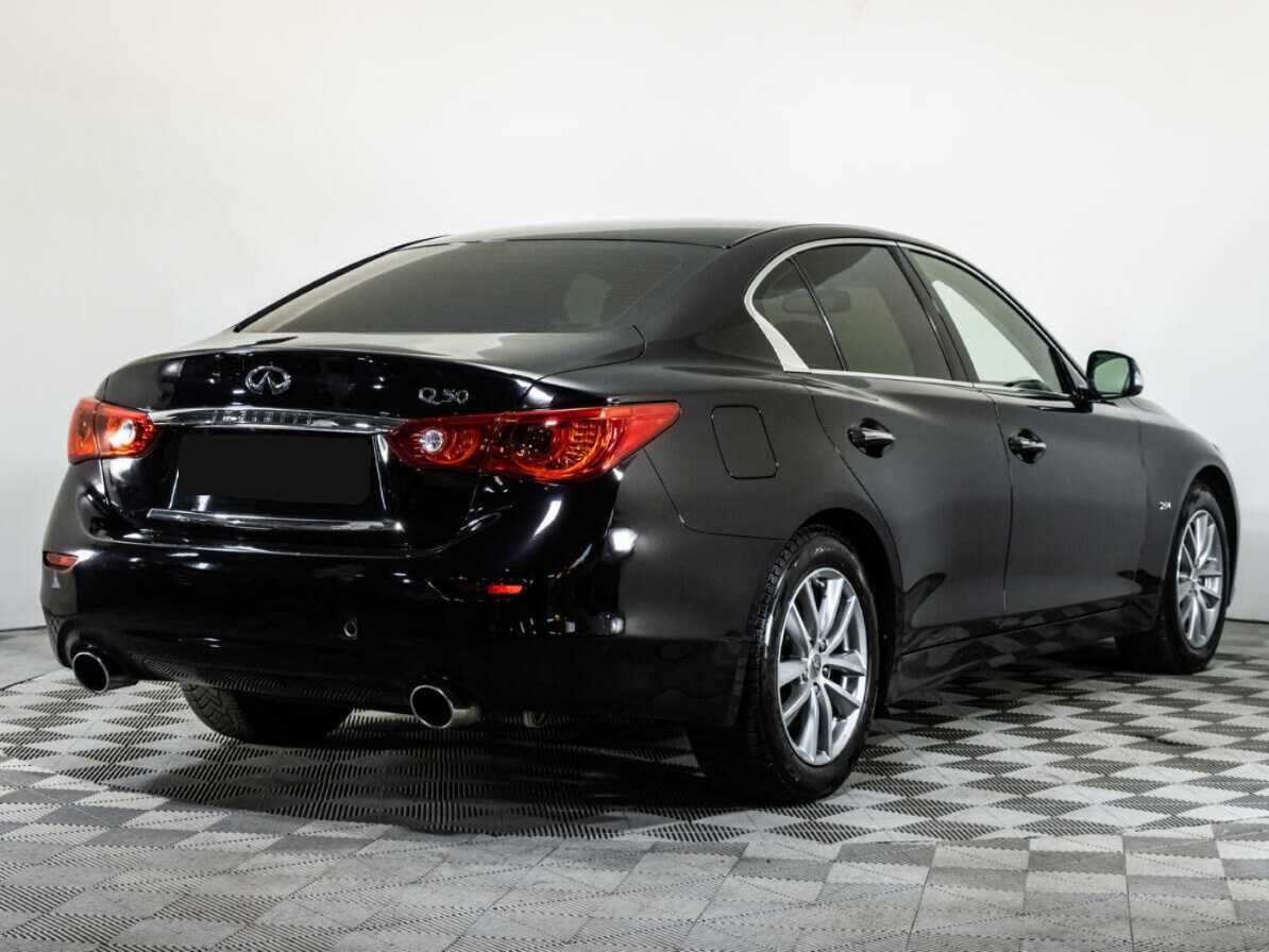 Купить Infiniti Q50 с пробегом. Фото: #3