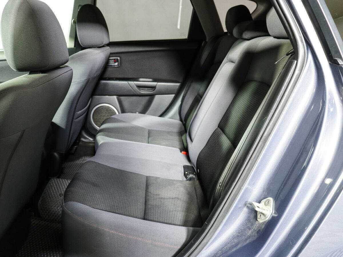 Купить Mazda 3 с пробегом. Фото: #9