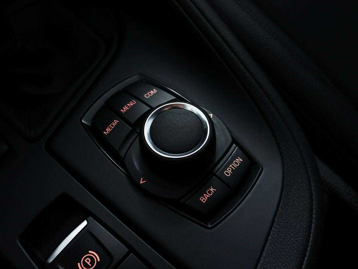 Купить BMW X1 с пробегом. Фото: #17