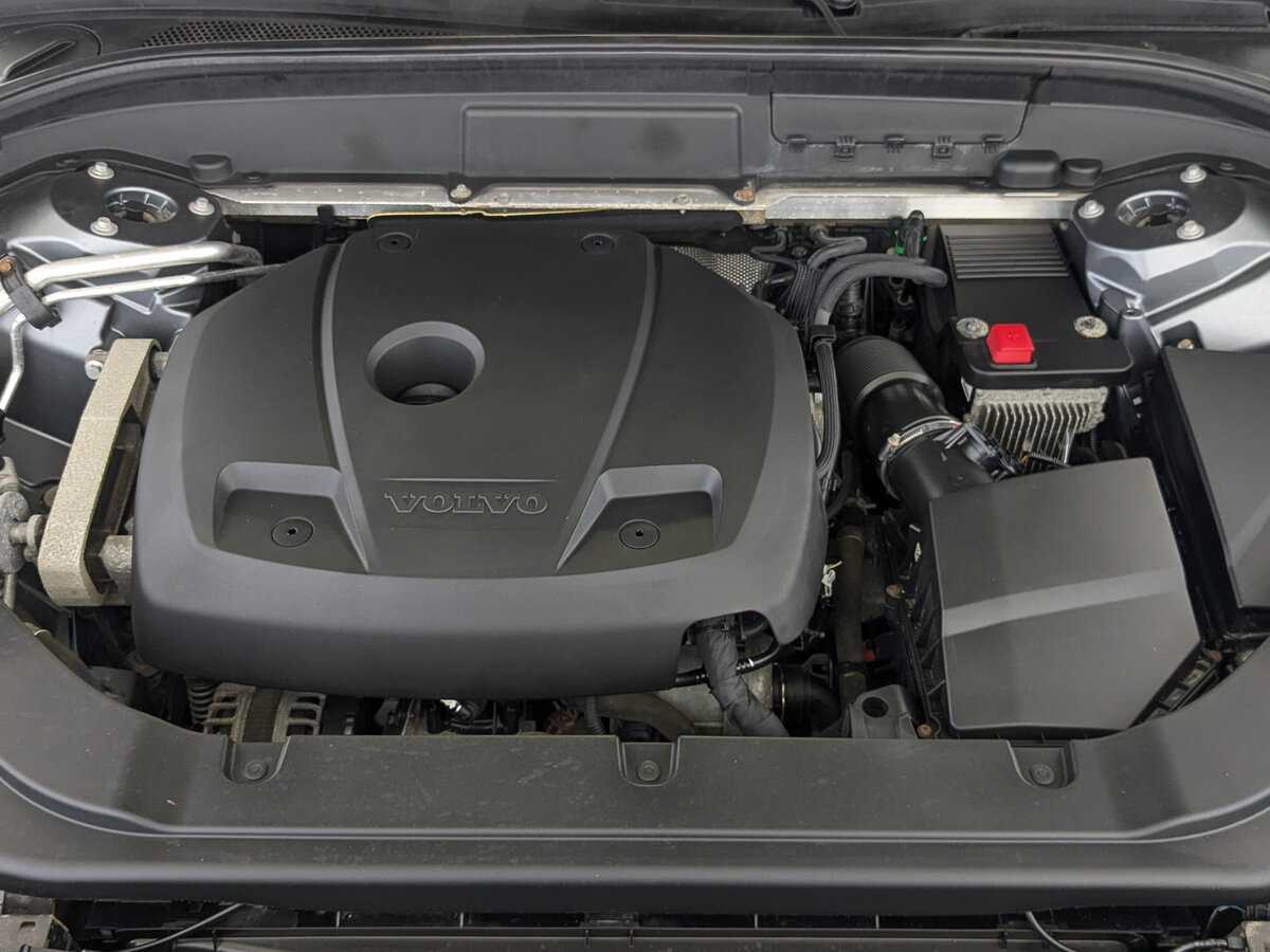 Купить Volvo XC60 с пробегом. Фото: #8