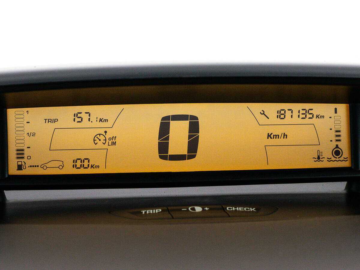 Купить Citroen C4 с пробегом. Фото: #11