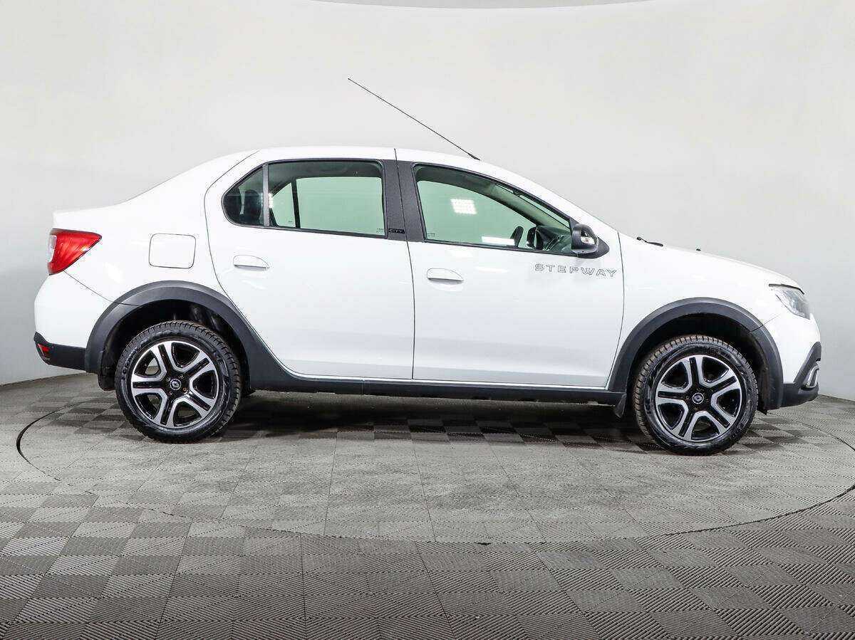 Купить Renault Logan с пробегом. Фото: #3