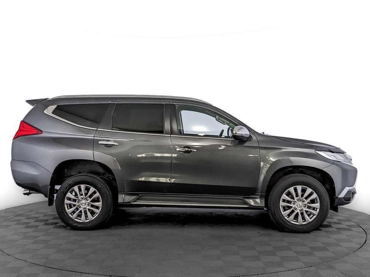 Купить Mitsubishi Pajero Sport с пробегом. Фото: #3