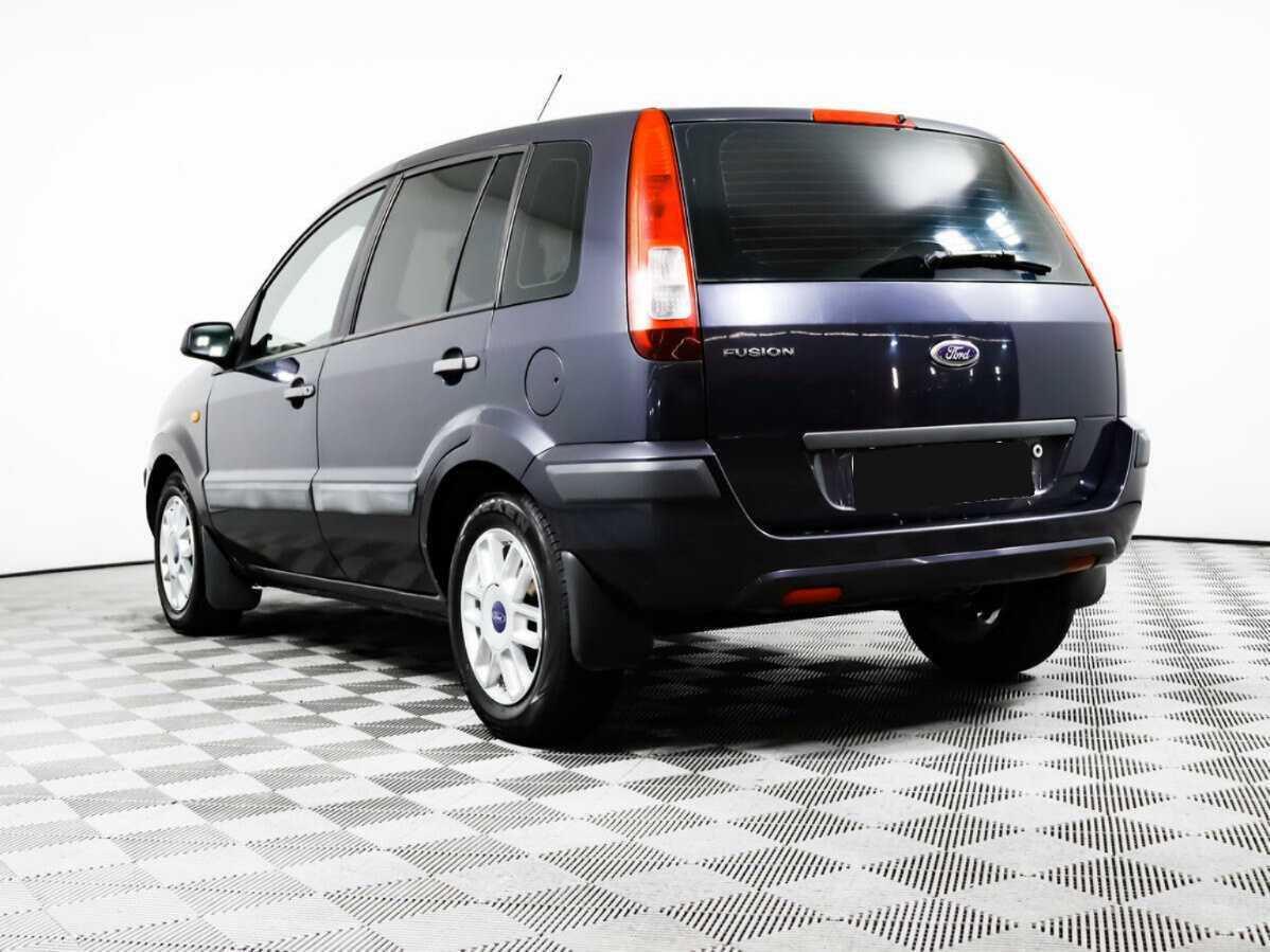 Купить Ford Fusion с пробегом. Фото: #6