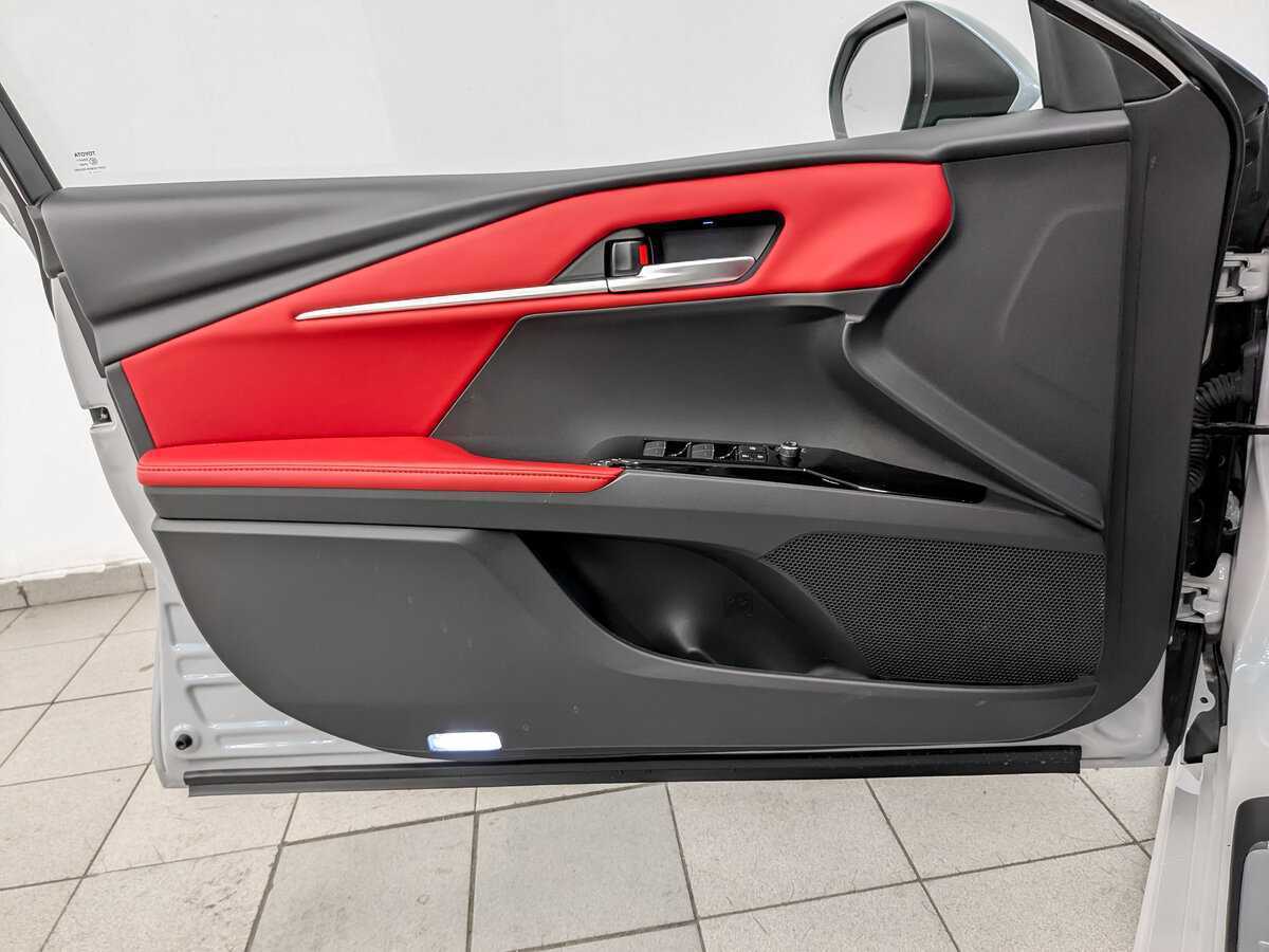 Купить Toyota Camry с пробегом. Фото: #16