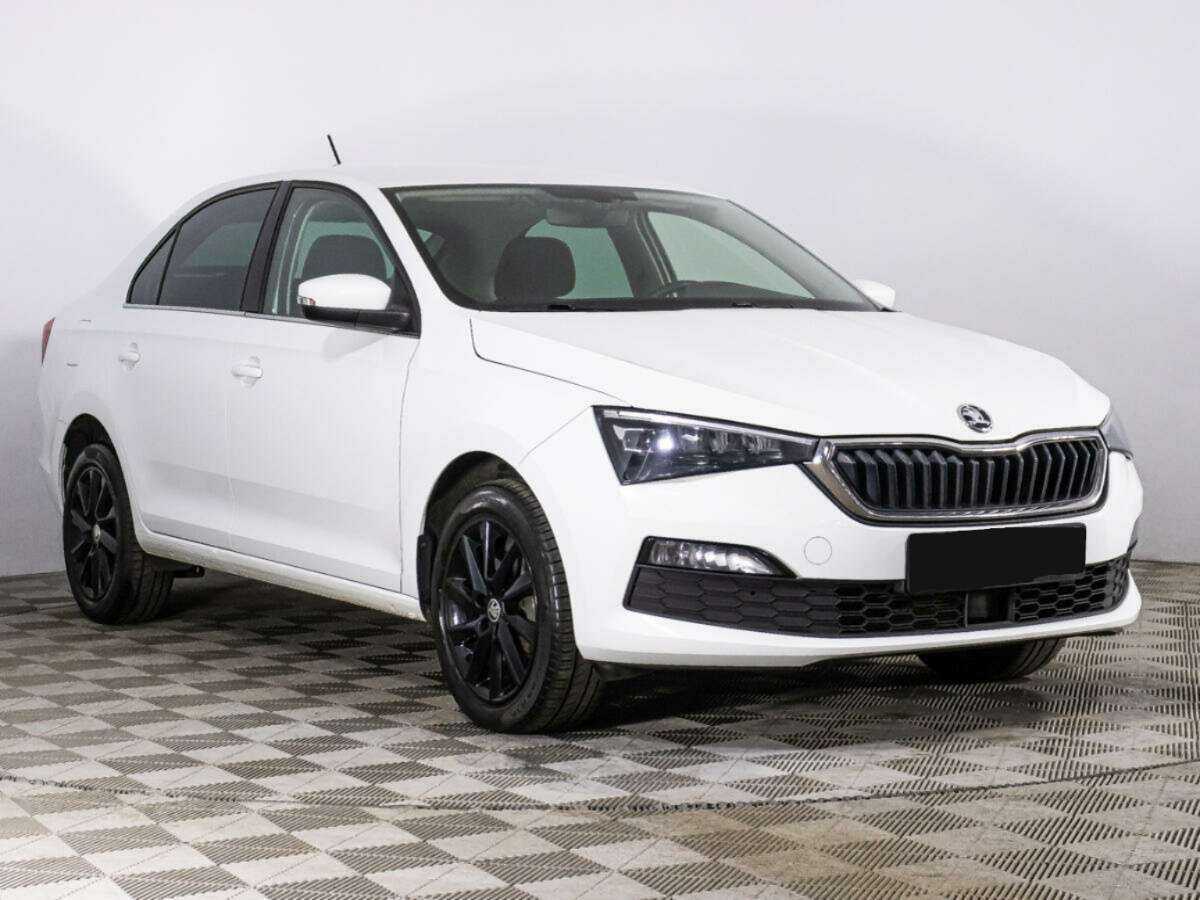 Купить Skoda Rapid с пробегом. Фото: #2