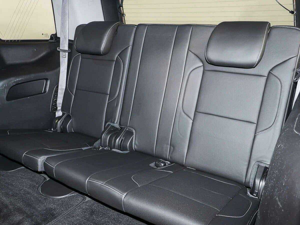 Купить Chevrolet Tahoe с пробегом. Фото: #13