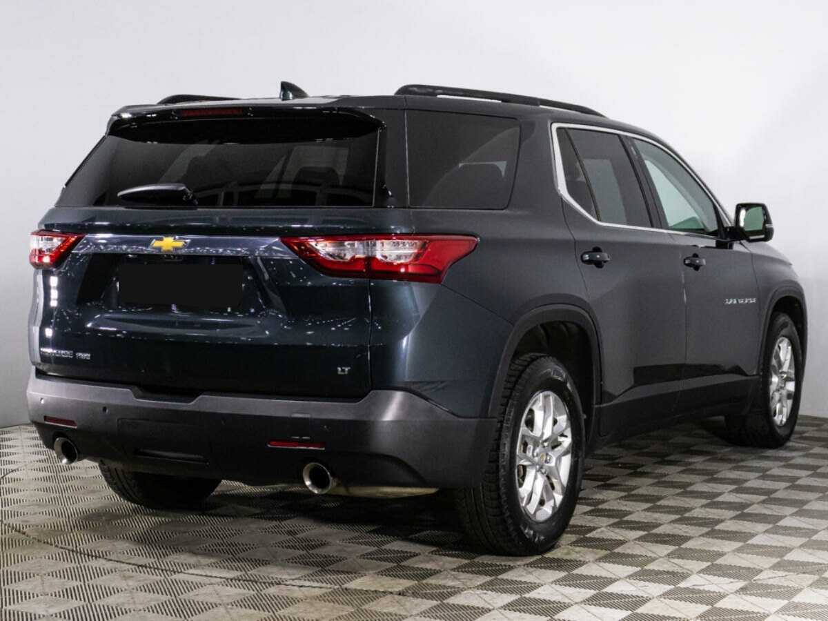 Купить Chevrolet Traverse с пробегом. Фото: #3