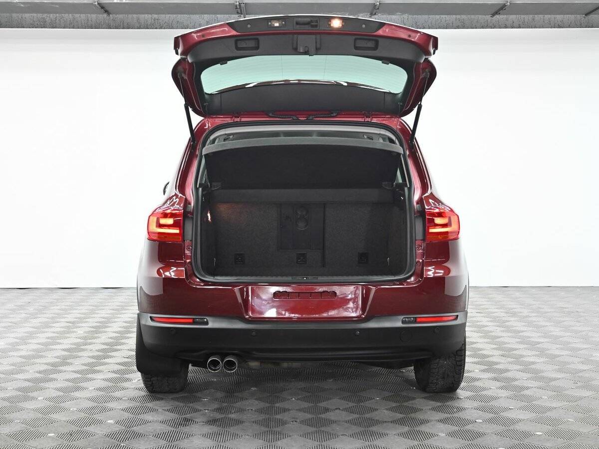 Купить Volkswagen Tiguan с пробегом. Фото: #4