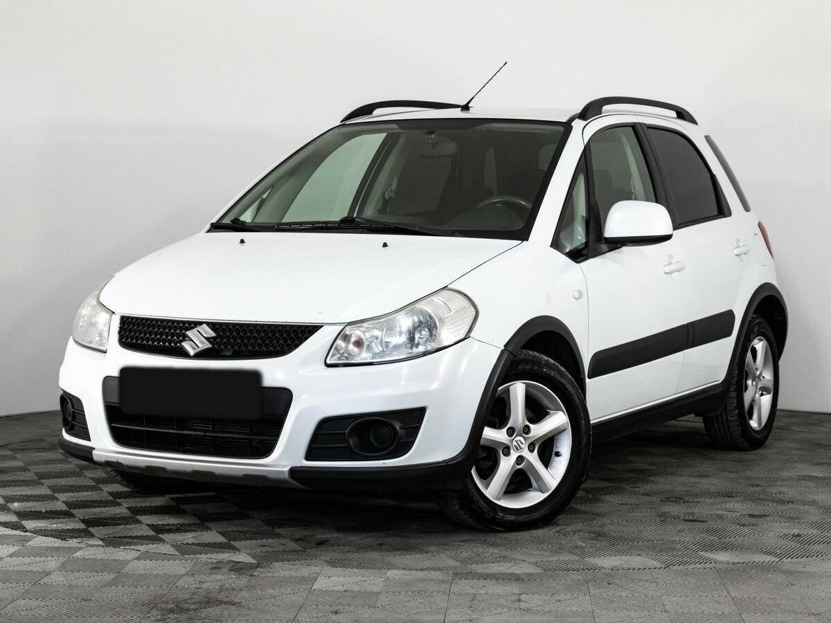 Купить Suzuki SX4 с пробегом. Посмотреть фото