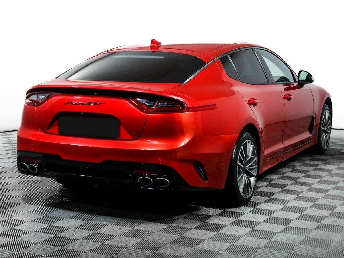 Купить Kia Stinger с пробегом. Фото: #3