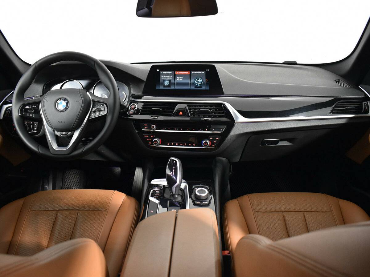Купить BMW 5 серии с пробегом. Фото: #10