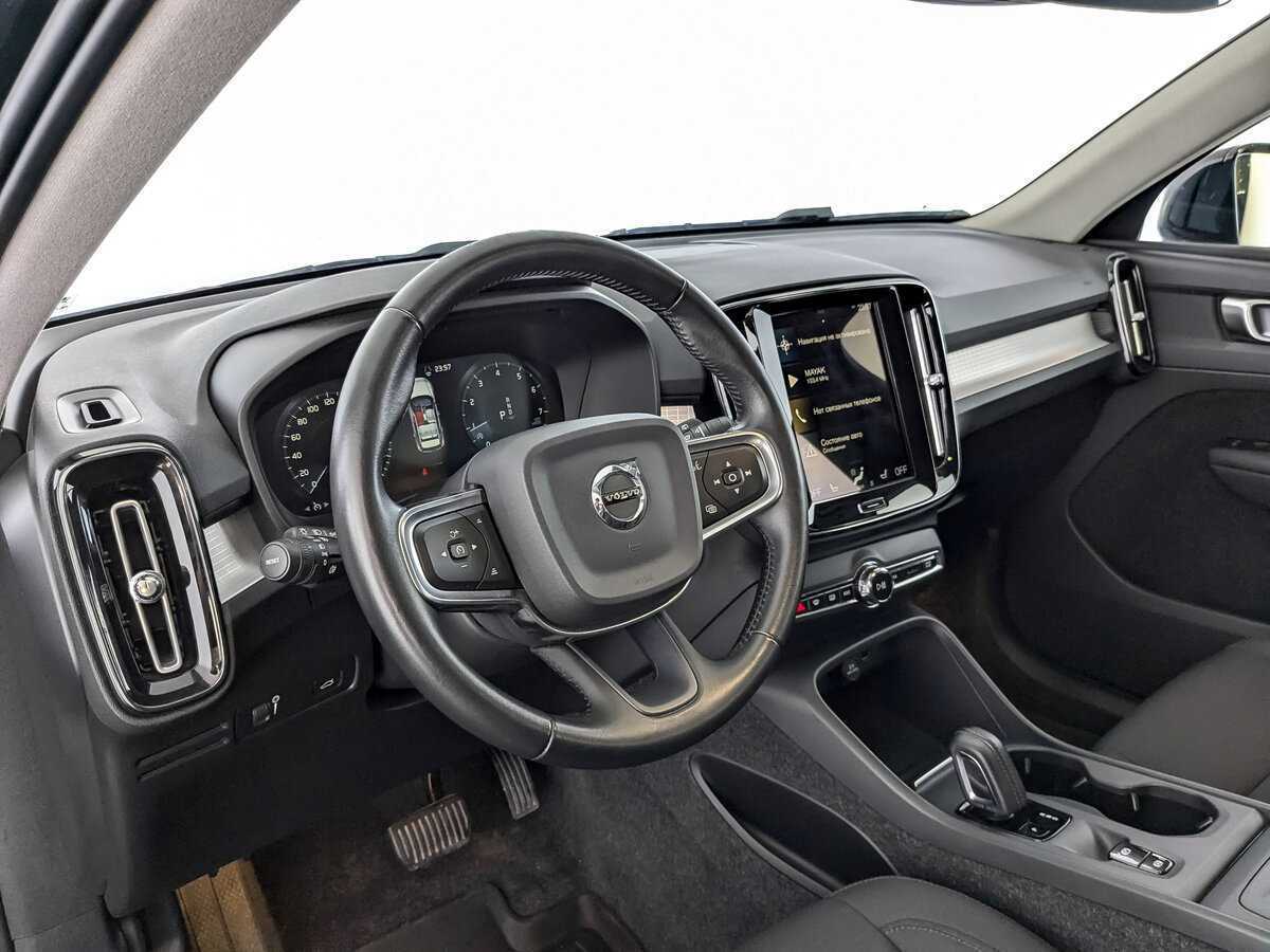 Купить Volvo XC40 с пробегом. Фото: #15
