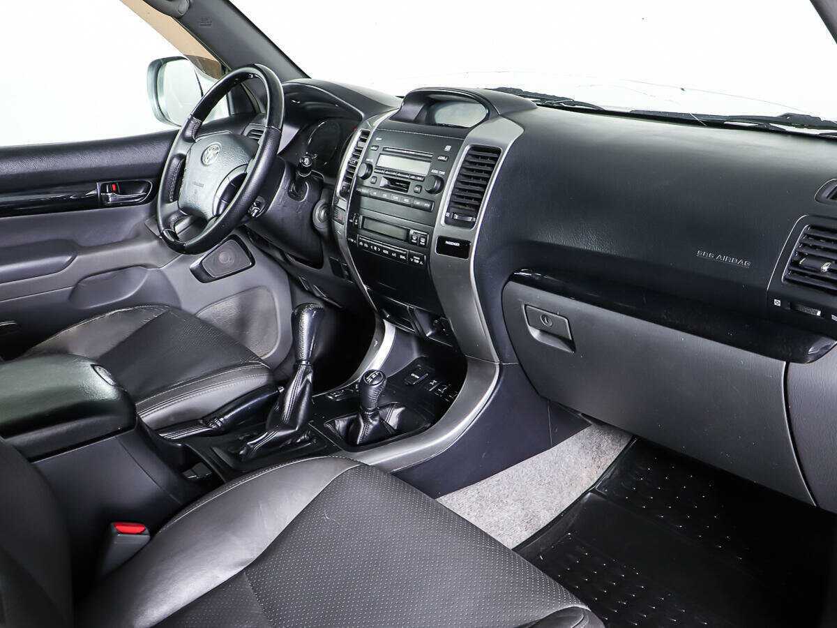 Купить Toyota Land Cruiser Prado с пробегом. Фото: #8